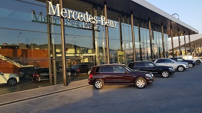 Mercedes-Benz Albania