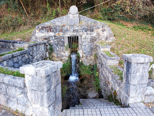 Fuente de Limpias