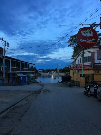 Photos of Estacion de Servicio Guayac&aacute;n