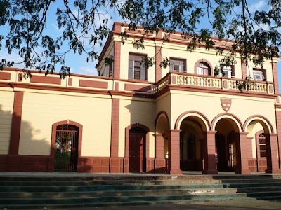 Photos of Antigua Estaci&oacute;n Del Ferrocarril.