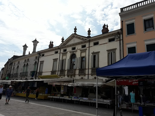 Loro Montagnana - Thumbnail