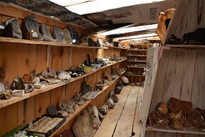 Prairie Agate Rock Shop