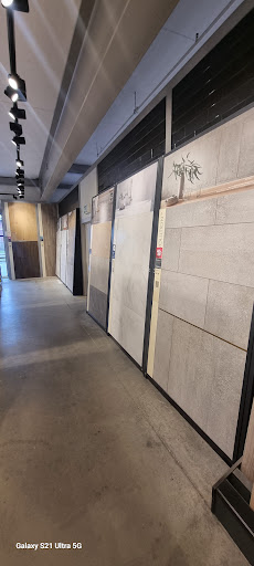 Topps Tiles Enderby - Thumbnail