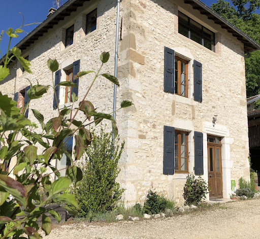 Photo de Les Gîtes de la Roche - La Roche et le Pré de Cinq Sous