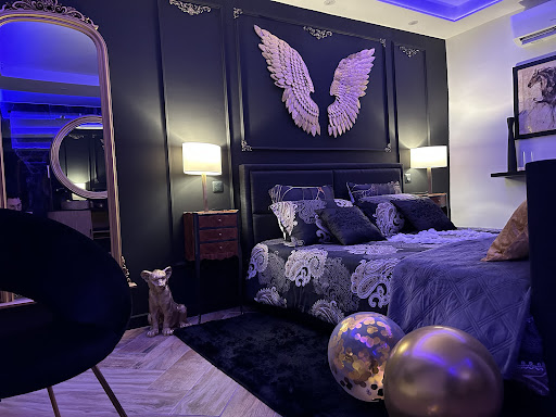 TownHouse Suite & Spa - Thumbnail