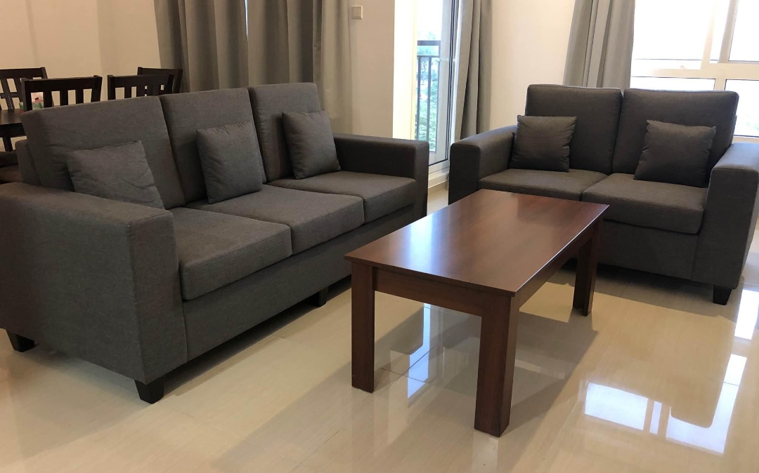 YEW FURNITURE L.L.C. - صورة 4