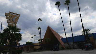 Photos of Brunswick Zone Covina Bowl