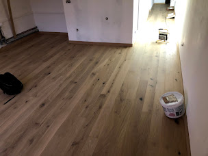Photo n°3 de IDÉE CHÊNE PARQUET à Vizille (Menuisier)