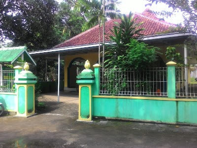 Photos of Masjid Baitussalam Celan