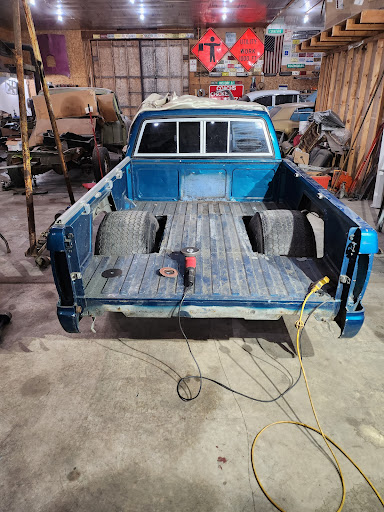 REVS CLASSIC & HOTROD RESTORATION (REPAIR)