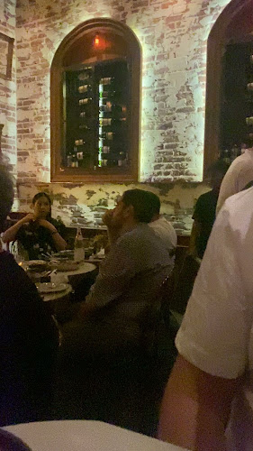 Brunello Ανοιχτές ώρες