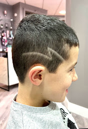 Photo n°18 de HairStyle29 à Colmar (Salon de coiffure)