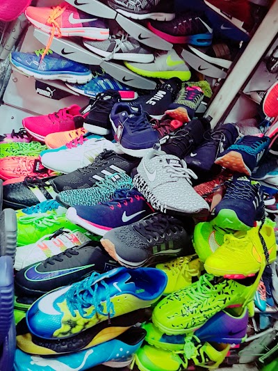 Photos of Falcon Sports Goods for sports facilities Bidart Hassan heavenly