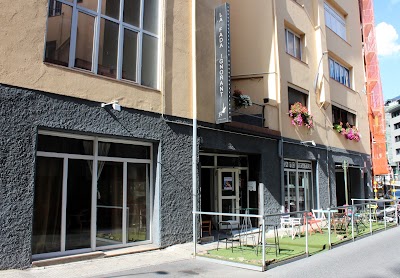 Photos of La Fada Ignorant (La FI)