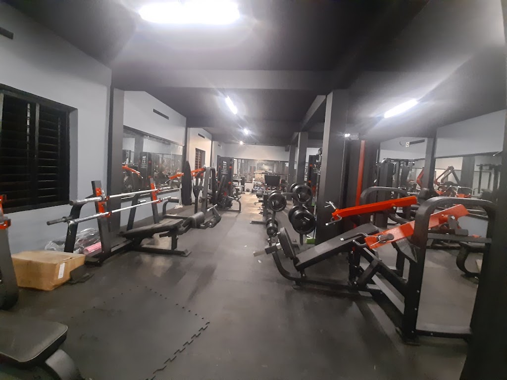 Fitness Garage Health Club