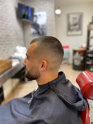 Photo n°15 de Masculin coiffeur barbier à Marseille (Salon de coiffure)