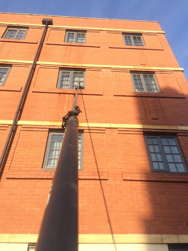 Leicester Window Shine - Leicester