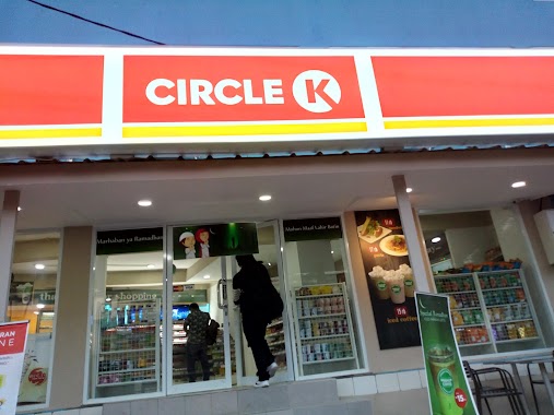 Circle K Stasiun Palmerah, Author: Gunawan Wicaksono