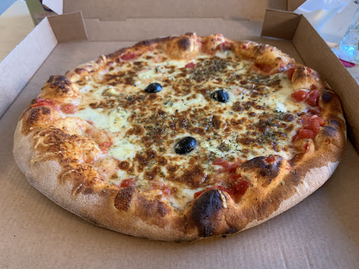 Photo 1 - CYRPIZZA