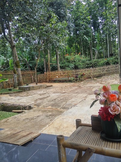 Photos of Makam Kel Madari
