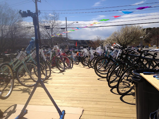 The Bike Shack (Free Parking During Daily Rentals) - Thumbnail