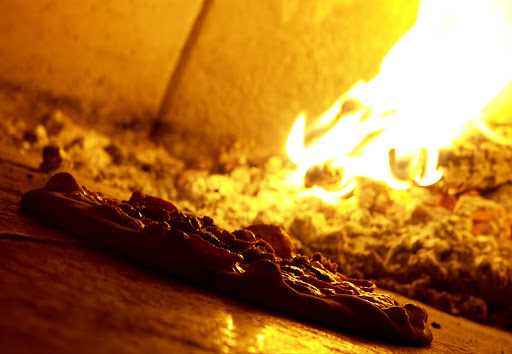 Pie's On Wheels Traveling Pizzeria Gallery - United States