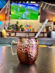 Photo n°39 de La Raffinerie Valence - Bar & Restaurant à Saint-Marcel-lès-Valence (Bar à tapas)