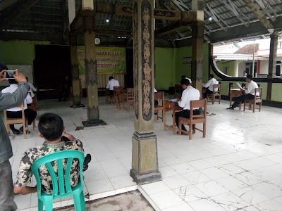 Photos of Pasar Ujungmanik