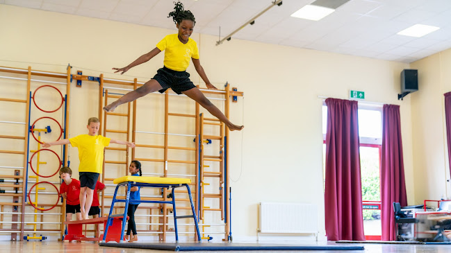 Knutsford Primary Academy - Watford