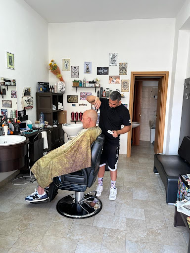 Barber Shop Vincenzo ( Non lavoriamo su appuntamento) - Thumbnail