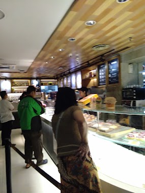 J.Co Donuts & Coffee Metro Pasar Baru, Author: Mawar Aja