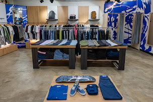 Photo n°27 de Wall Street Skateshop à Lyon (Magasin de skateboards)