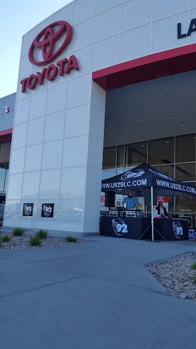 Photos of Larry H. Miller Toyota Murray