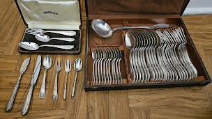 Photo n°9 de Chez Mouna et Marie collection - Brocante Brocanteur Pyrénées-Orientales à Oms (Magasin d'antiquités)