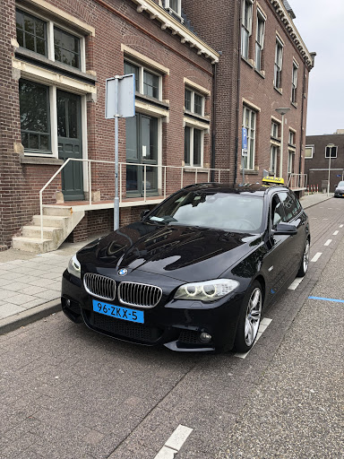 Taxibedrijf 24-7