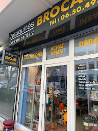 Photo n°17 de Brocante Corinne et Tony à Marseille (Magasin d'antiquités)