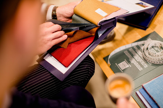 Opinii despre COUP DE CISEAUX în Breil-Barberie - Tailleur