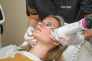 Photo n°8 de Azur Clinic - Centre de médecine esthétique et laser médical à Marseille (Service de détatouage)