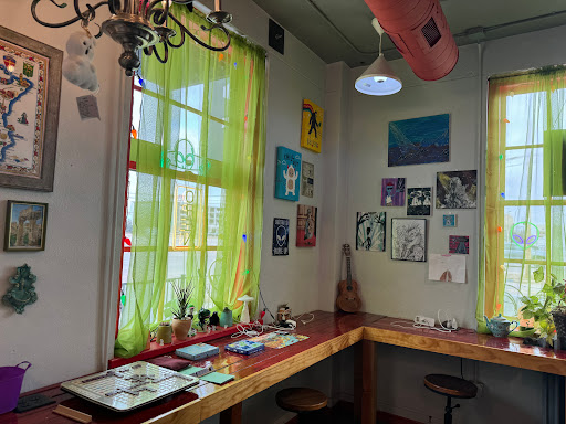 Paranormal.Cafe - Visual