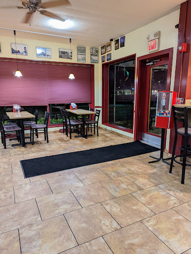 Runner Pizza Stoughton - Thumbnail