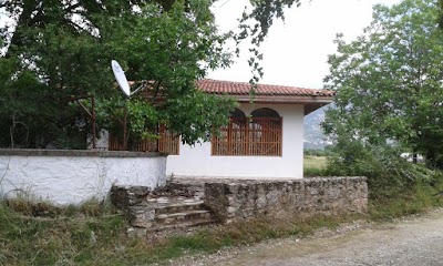 Ayvalı Camii