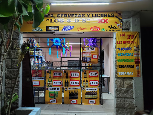 Los 3D's Cervezas y Licores Logo