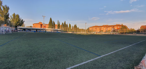 Campo de Fútbol Municipal “SAN MIGUEL” de Fuentes de Ebro. Gallery - Spain