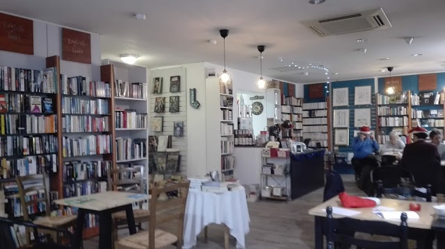 Café Librairie Sur la route