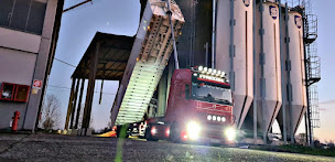 Photo n°4 de Transports TREZZINI à Laragne-Montéglin (Service de transport)