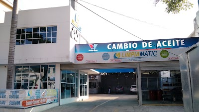 Photos of Limpiamatic Car Wash