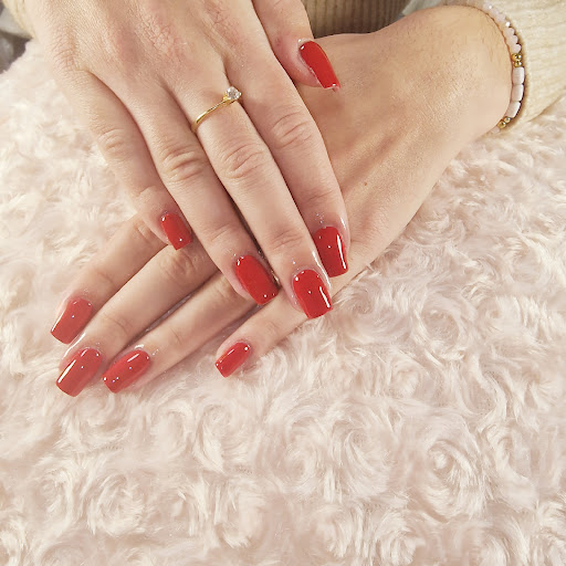 Les ongles de Nine - Thumbnail