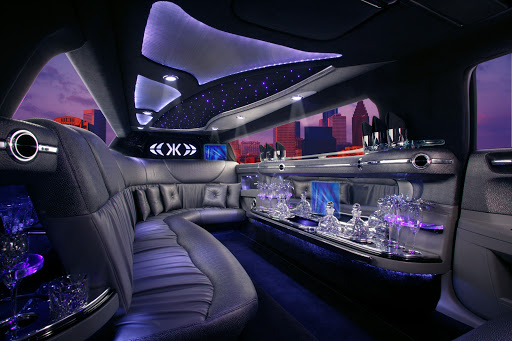 SD LUXURY LIMOS - Thumbnail