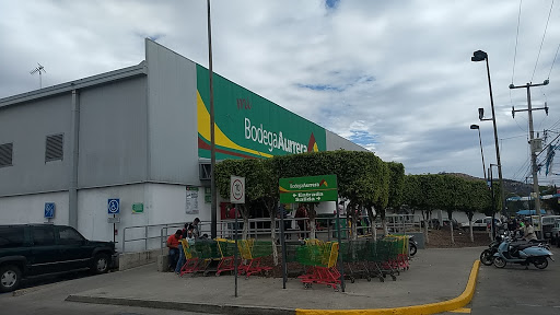 Mi Bodega Aurrera, Tlajomulco