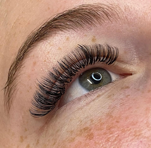 The Lash Lounge Ocean St
